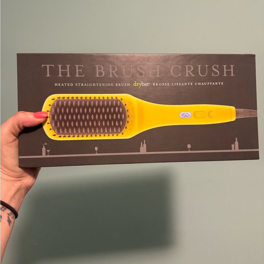 New in Box Dry Bar The Brush Crush
